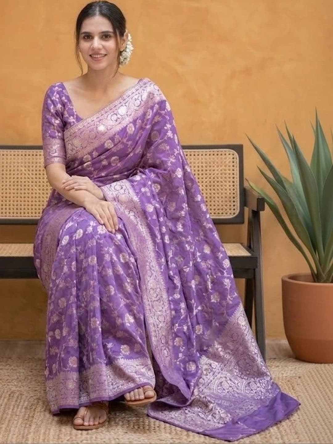 RUTVA FASHION Woven Design Zari Art Silk Banarasi Saree thumbnail 3