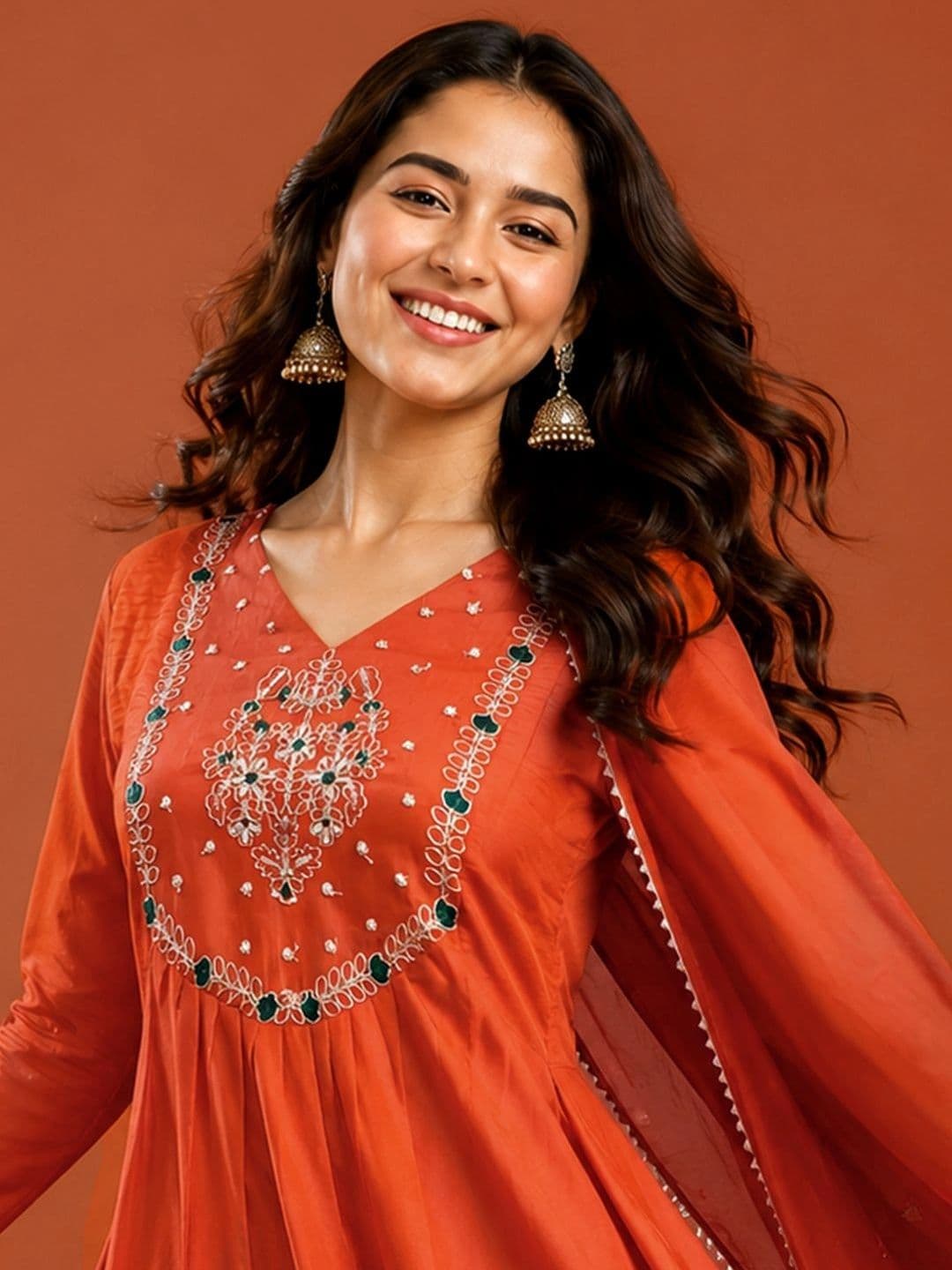 SAINOOR Women Ethnic Motifs Embroidered Empire Thread Work Kurta with Trousers & With Dupatta thumbnail 5