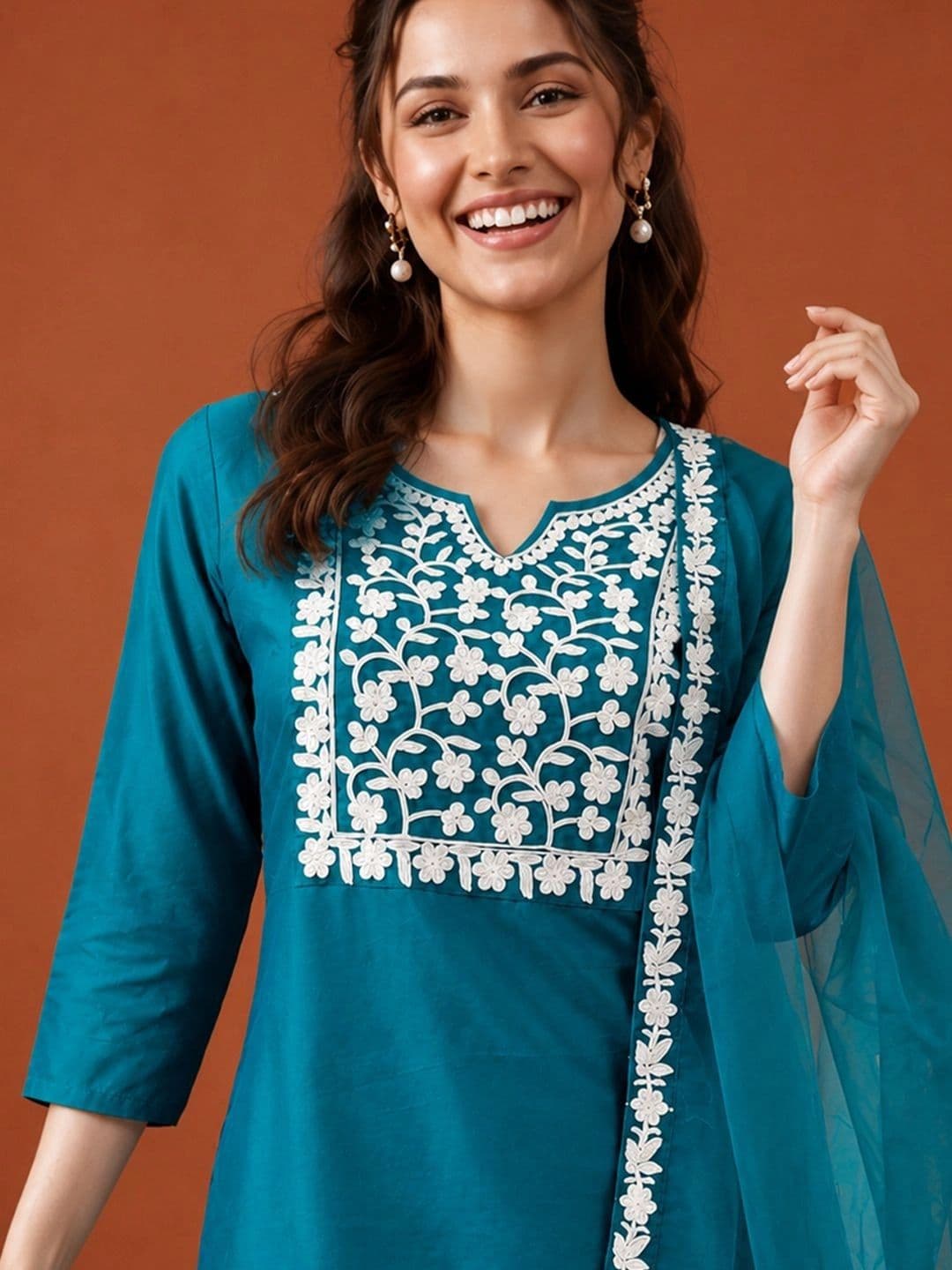 SAINOOR Women Ethnic Motifs Embroidered Regular Thread Work Kurta with Trousers & With Dupatta thumbnail 6