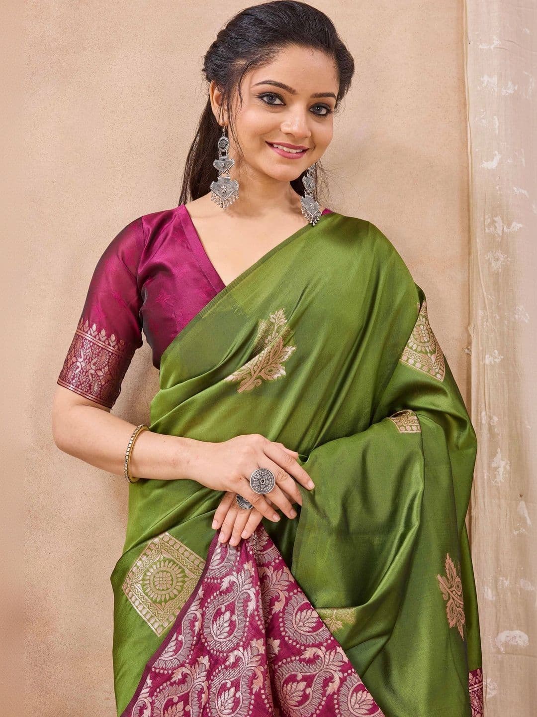 FIXAL FASHION Zari Art Silk Saree thumbnail 4