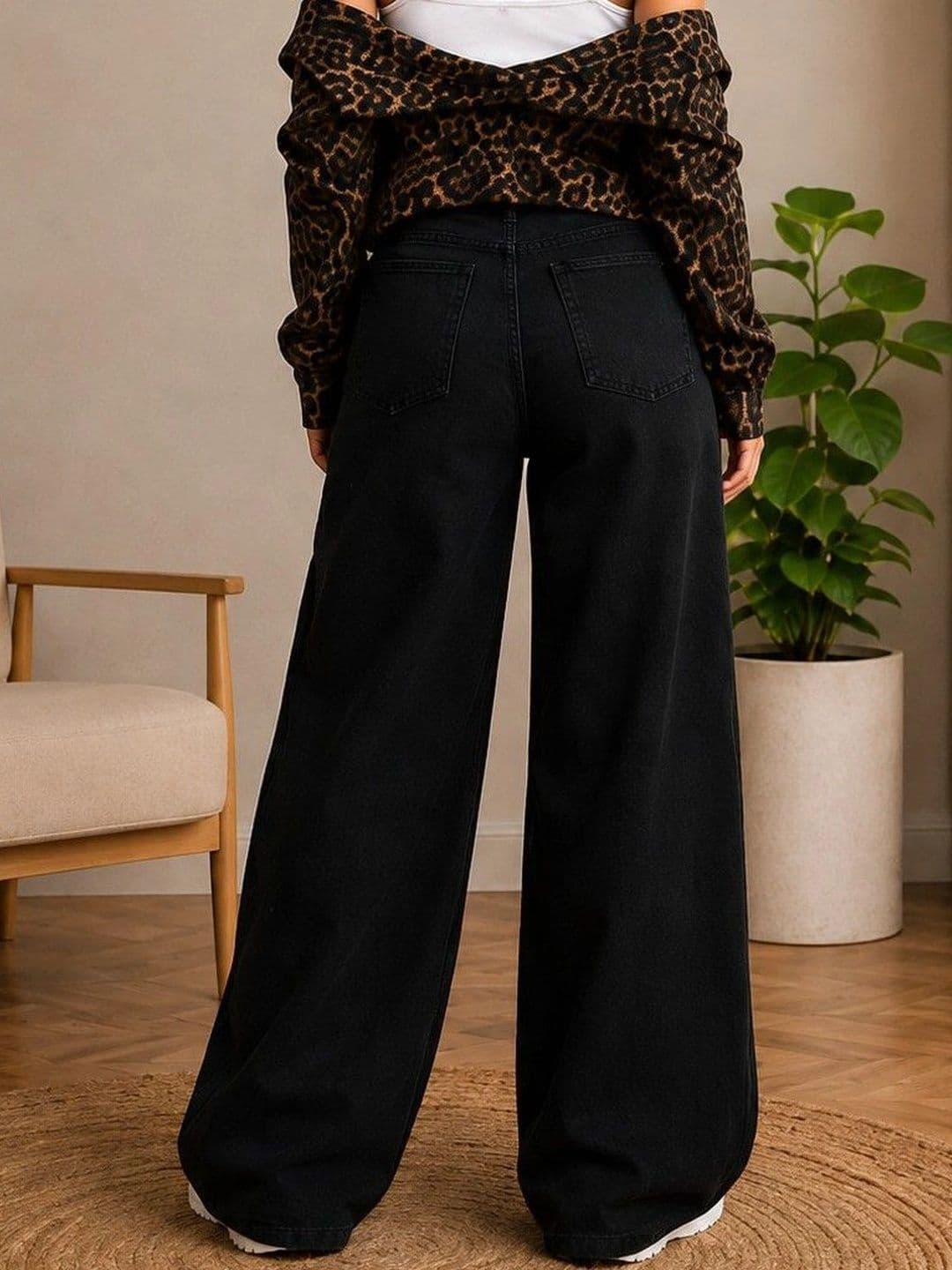 DENIMLOOK Women Flared High-Rise Jeans thumbnail 2