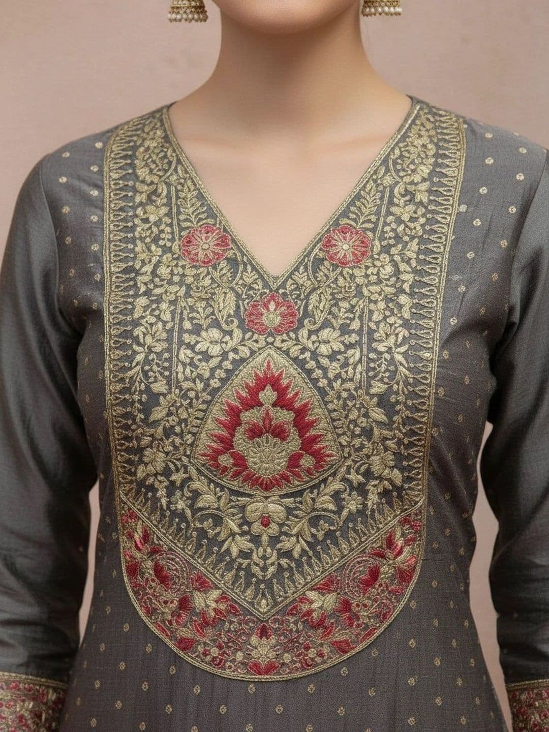 Sangria Floral Woven Design Zari V-Neck Silk Blend Straight Kurta & Trousers With Dupatta thumbnail 3