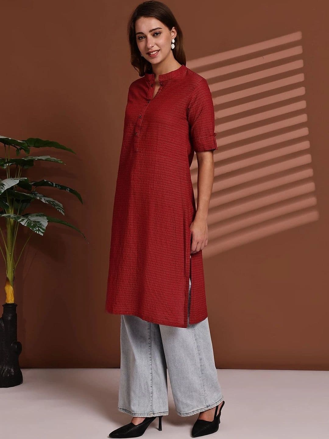 KALINI Women Striped Kurta thumbnail 4