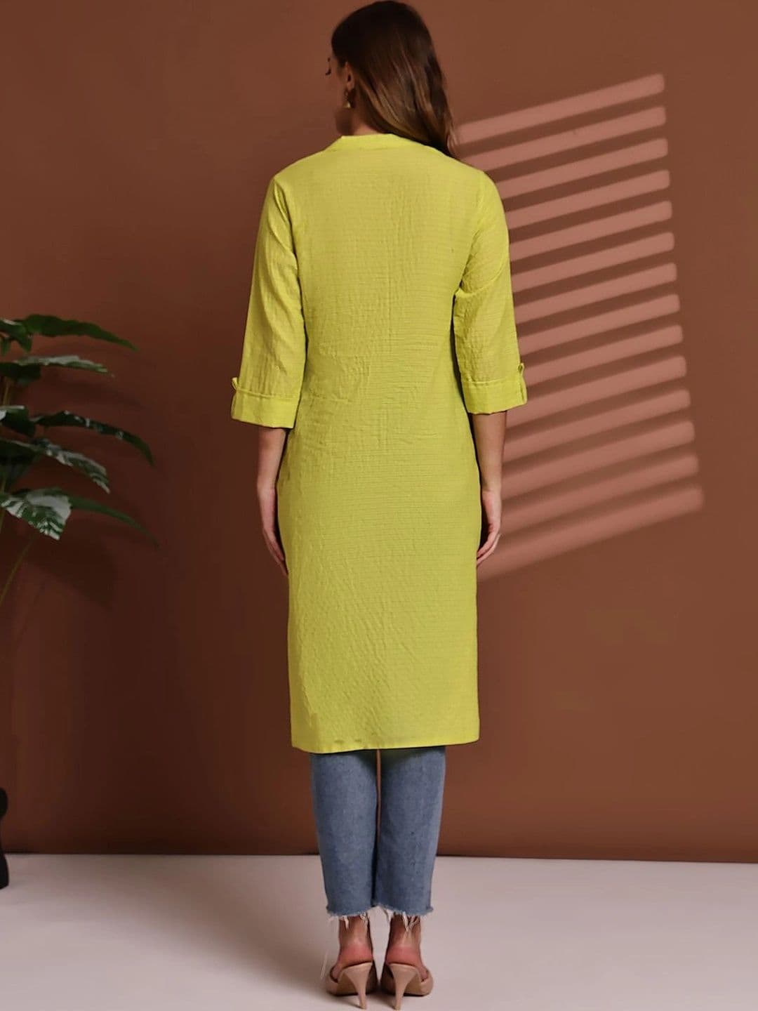 KALINI Women Kurta thumbnail 4