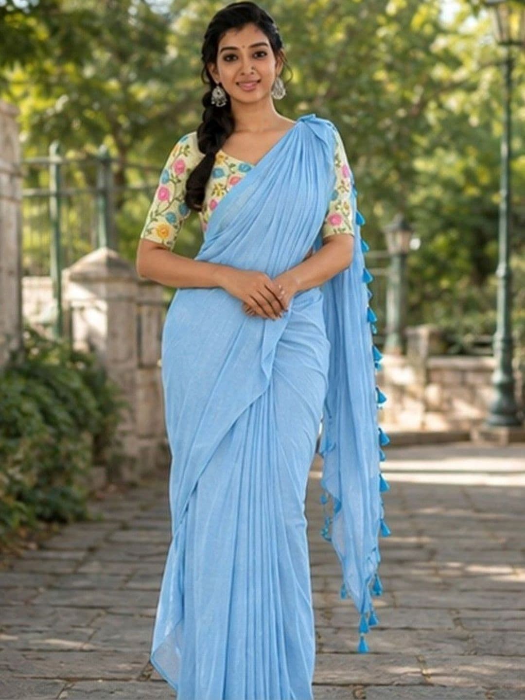 Devmora Pure Cotton Saree thumbnail 5