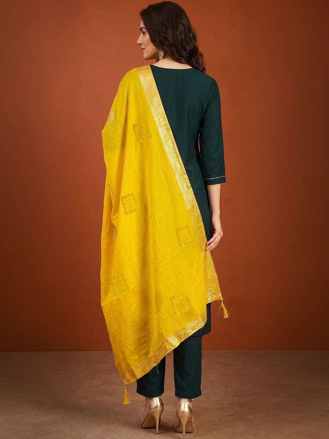 SAINOOR Women Ethnic Motifs Embroidered Regular Thread Work Kurta with Trousers & With Dupatta thumbnail 2