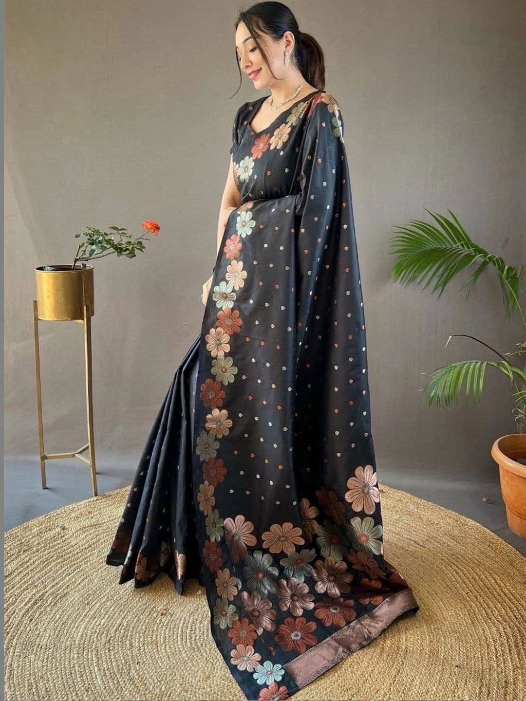 revika Floral Zari Art Silk Designer Kanjeevaram Saree thumbnail 2