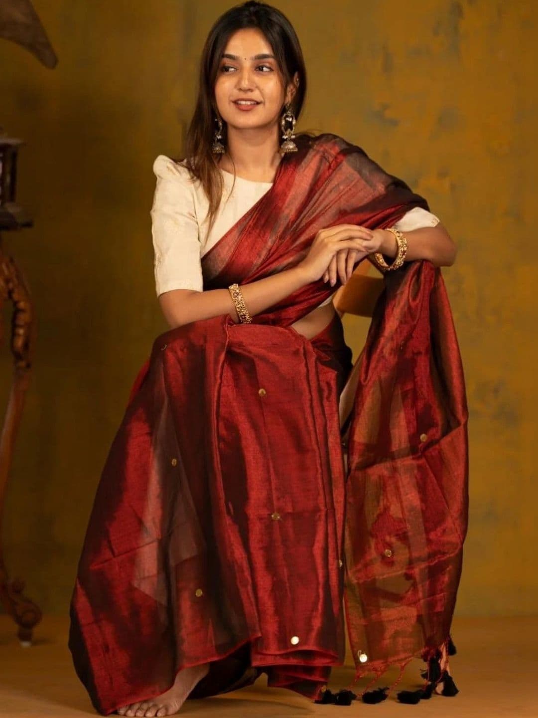 Sangria Ethnic Motifs Sequinned Tissue Chanderi Saree - view 1