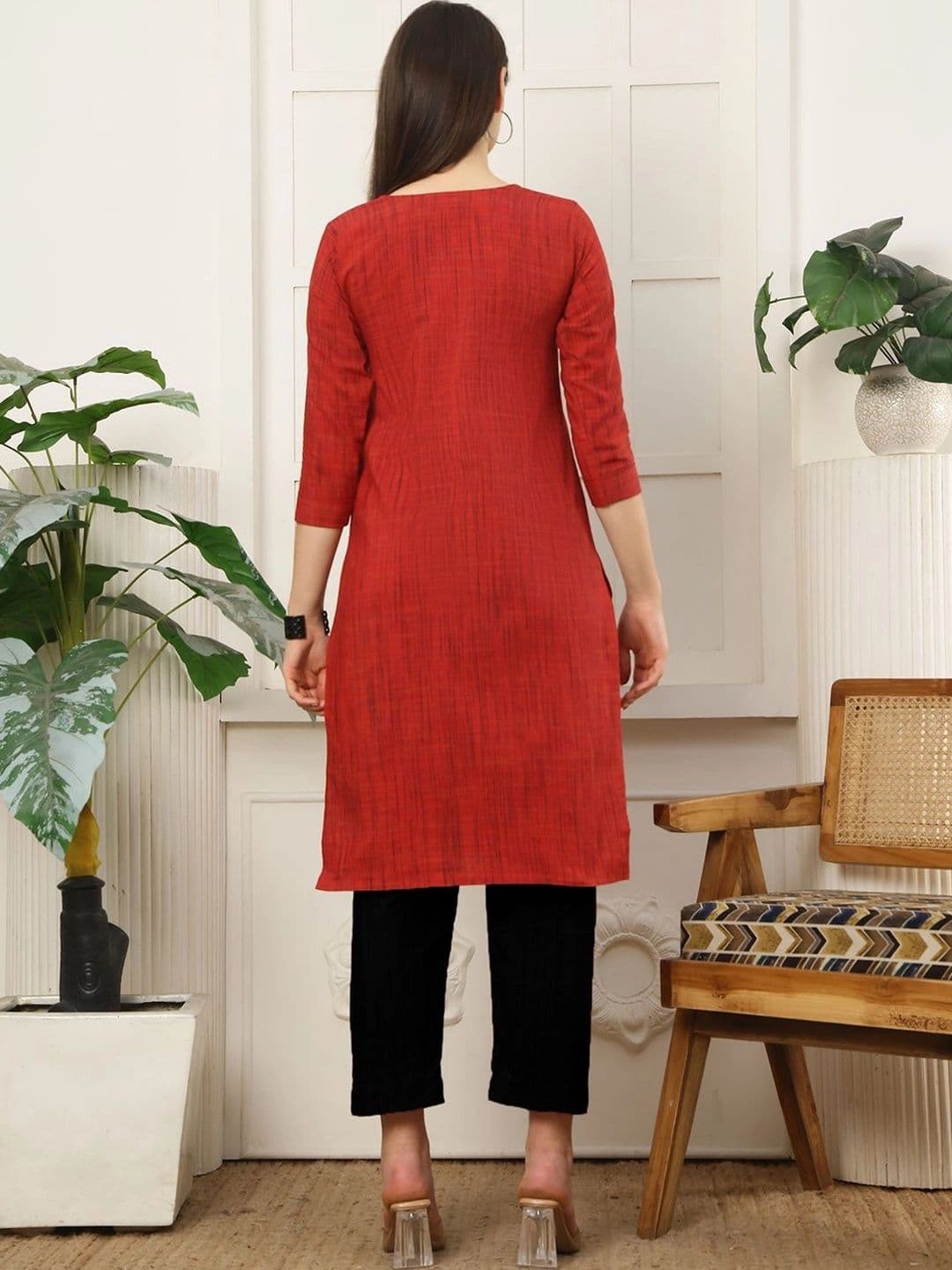 KALINI Women Kurta thumbnail 4