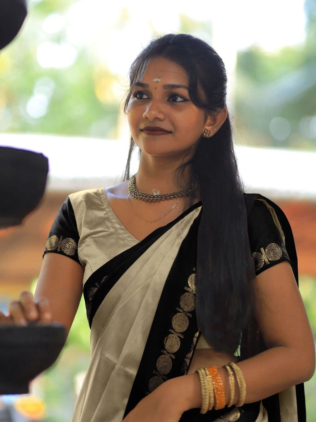 KALINI Woven Design Zari Designer Gadwal Saree thumbnail 3