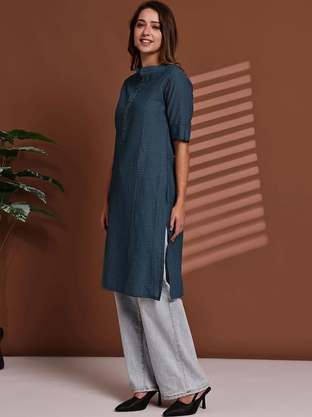 KALINI Women Striped Kurta thumbnail 3