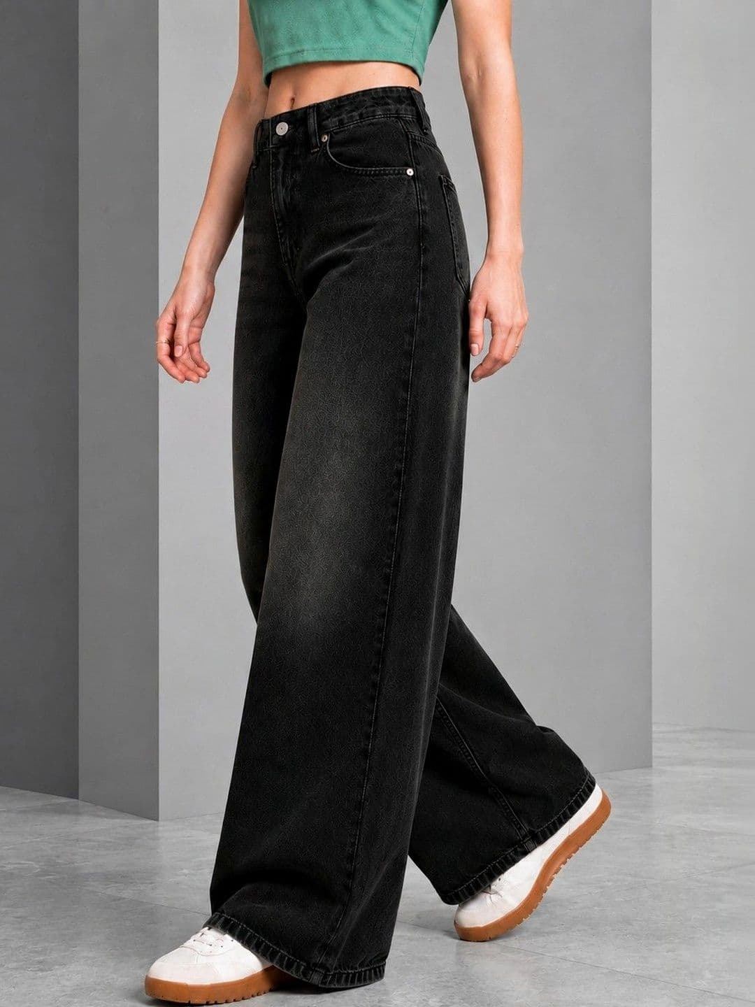 DressBerry Women Comfort Wide Leg High-Rise Low Distress Light Fade Stretchable Jeans thumbnail 3