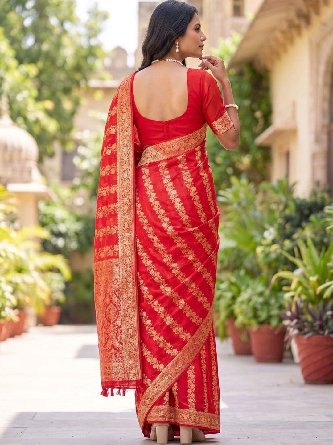 SOURAGYA Leheriya Zari Banarasi Saree thumbnail 5