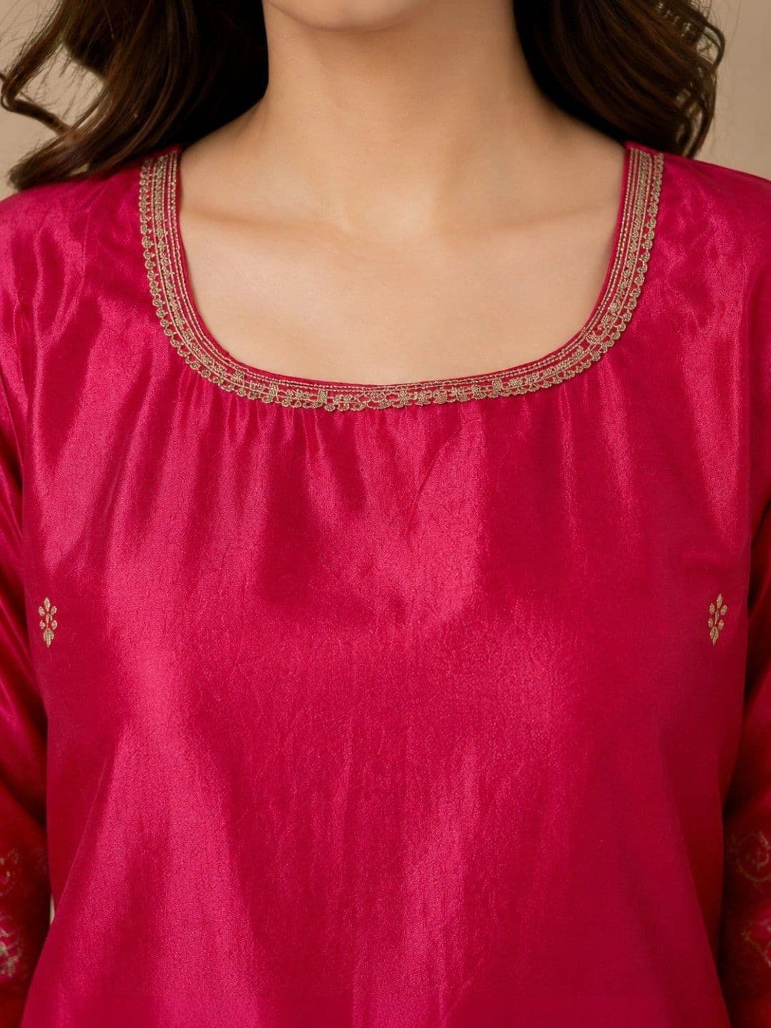 EELIKA Women Ethnic Motifs Embroidered Regular Thread Work Kurta with Trousers thumbnail 5