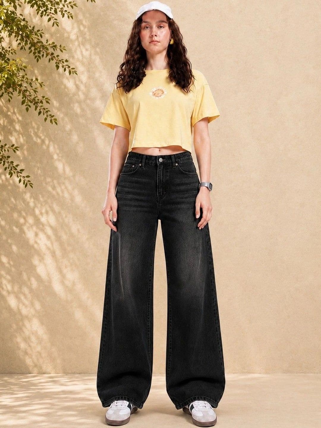 DressBerry Women Comfort Wide Leg High-Rise Low Distress Light Fade Stretchable Jeans thumbnail 3