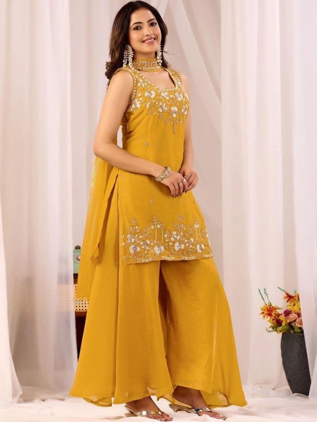 Bouncer Berry Women Ethnic Motifs Embroidered Regular Pure Silk Kurta with Sharara & With Dupatta thumbnail 5