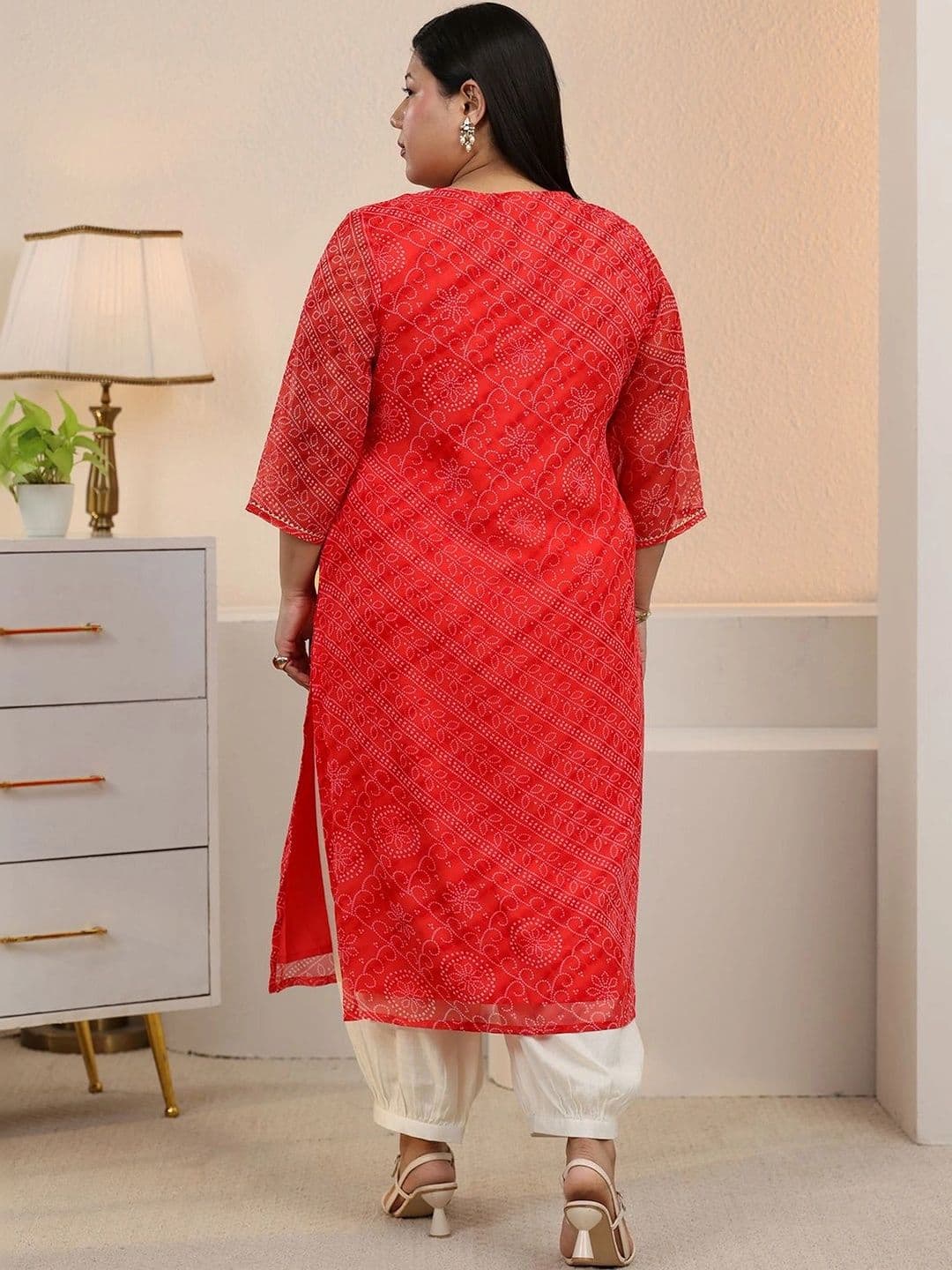 EXTRA LOVE BY LIBAS Women Bandhani Printed Thread Work Kurta thumbnail 4