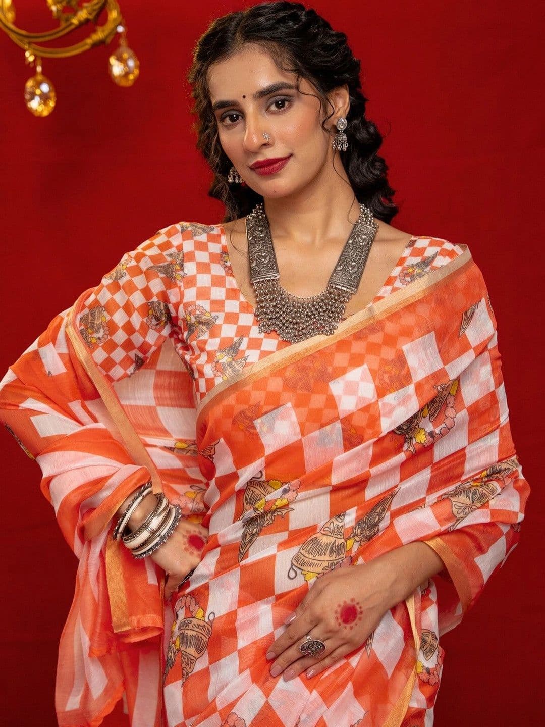 Satrani Checked Zari Silk Designer Saree with Blouse Piece thumbnail 4