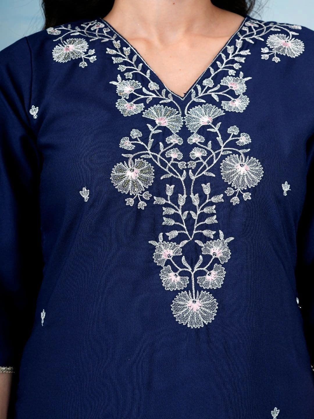 KALINI Women Floral Embroidered Regular Thread Work Kurta with Trousers & With Dupatta thumbnail 2