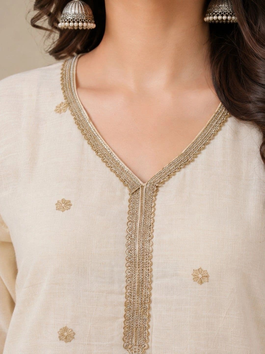 EELIKA Women Ethnic Motifs Embroidered Regular Thread Work Pure Cotton Kurta with Trousers & With Dupatta thumbnail 4
