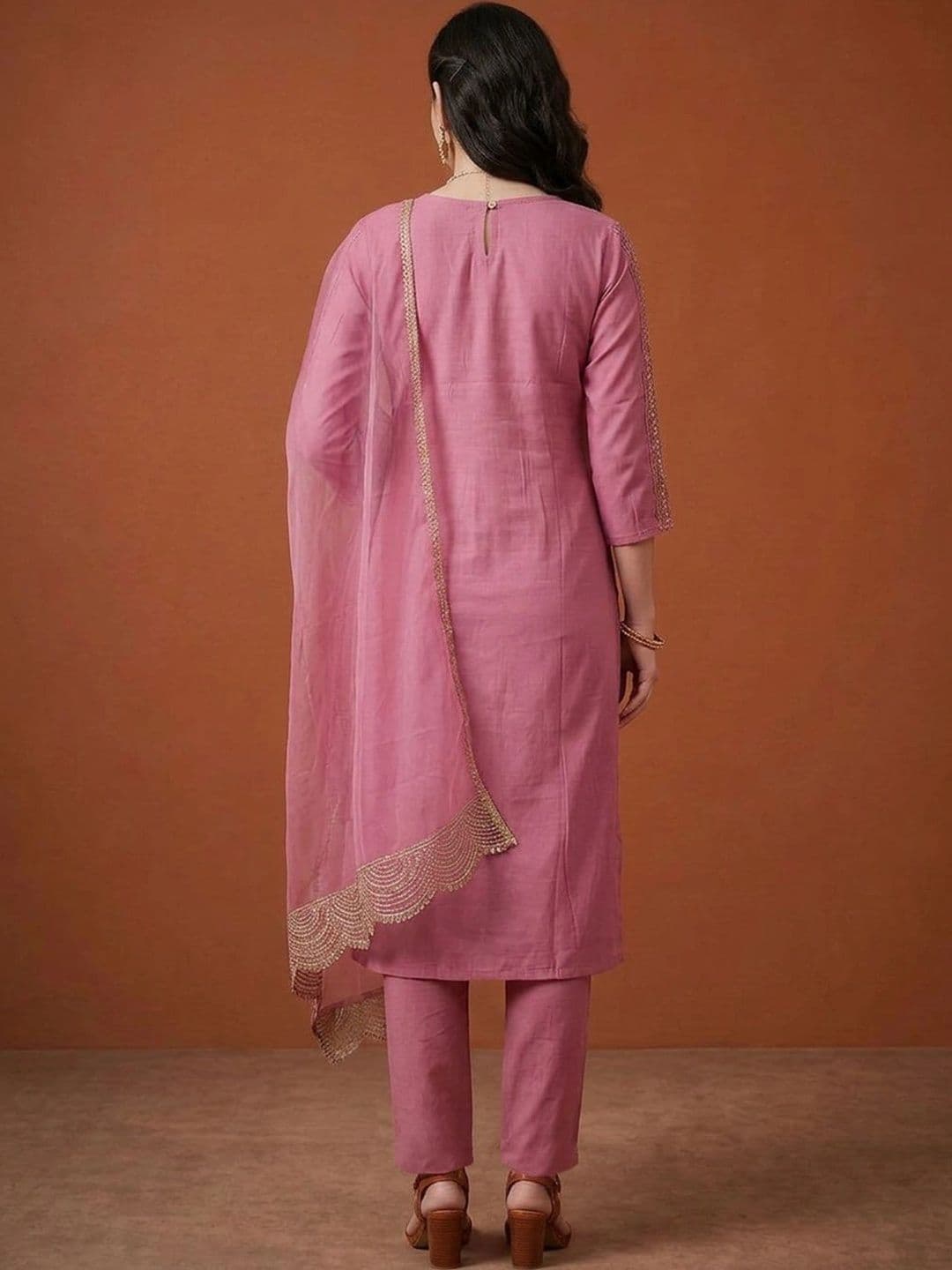 SAINOOR Women Ethnic Motifs Embroidered Regular Kurta with Trousers & With Dupatta thumbnail 2