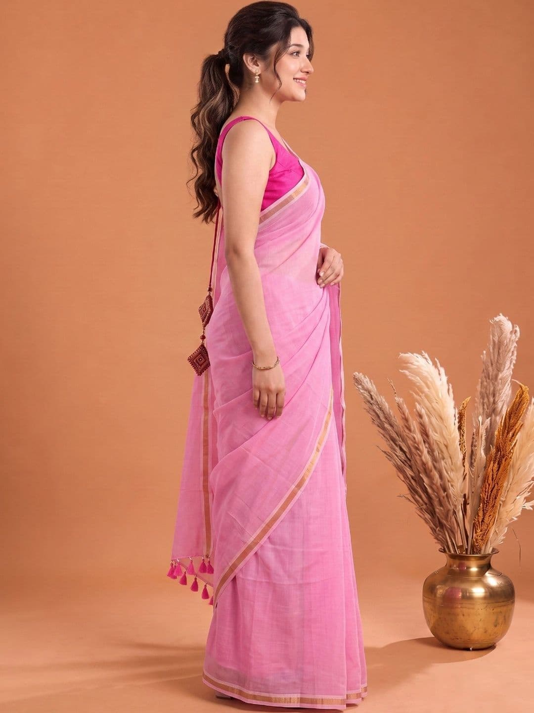 Mitera Floral Embroidered Pure Cotton Saree thumbnail 5