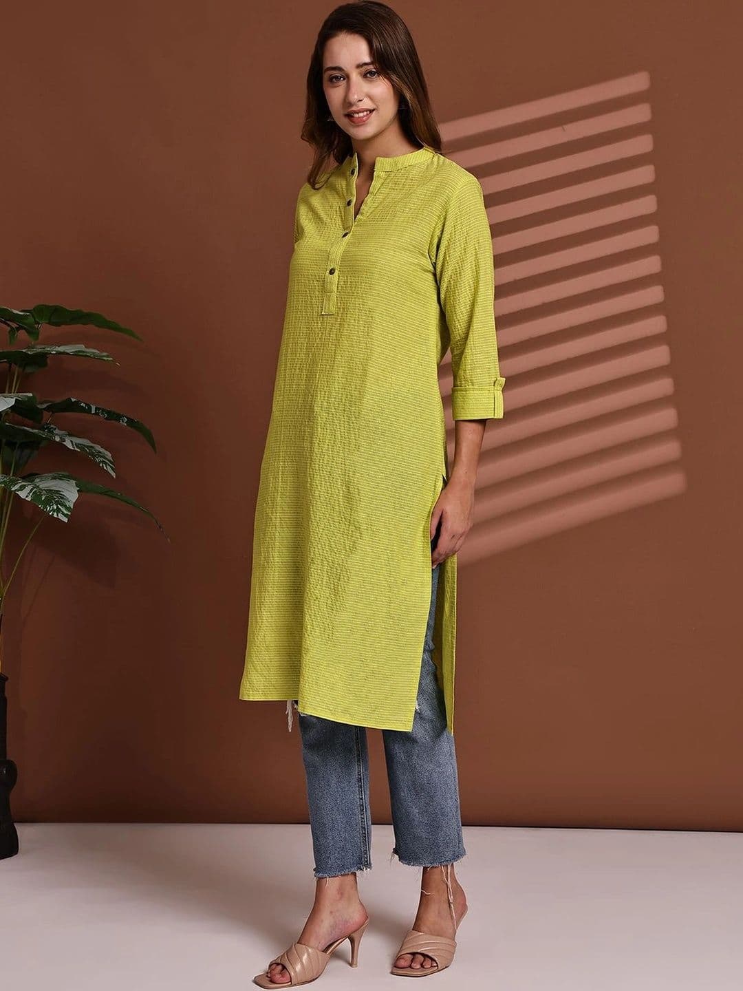 KALINI Women Kurta thumbnail 7