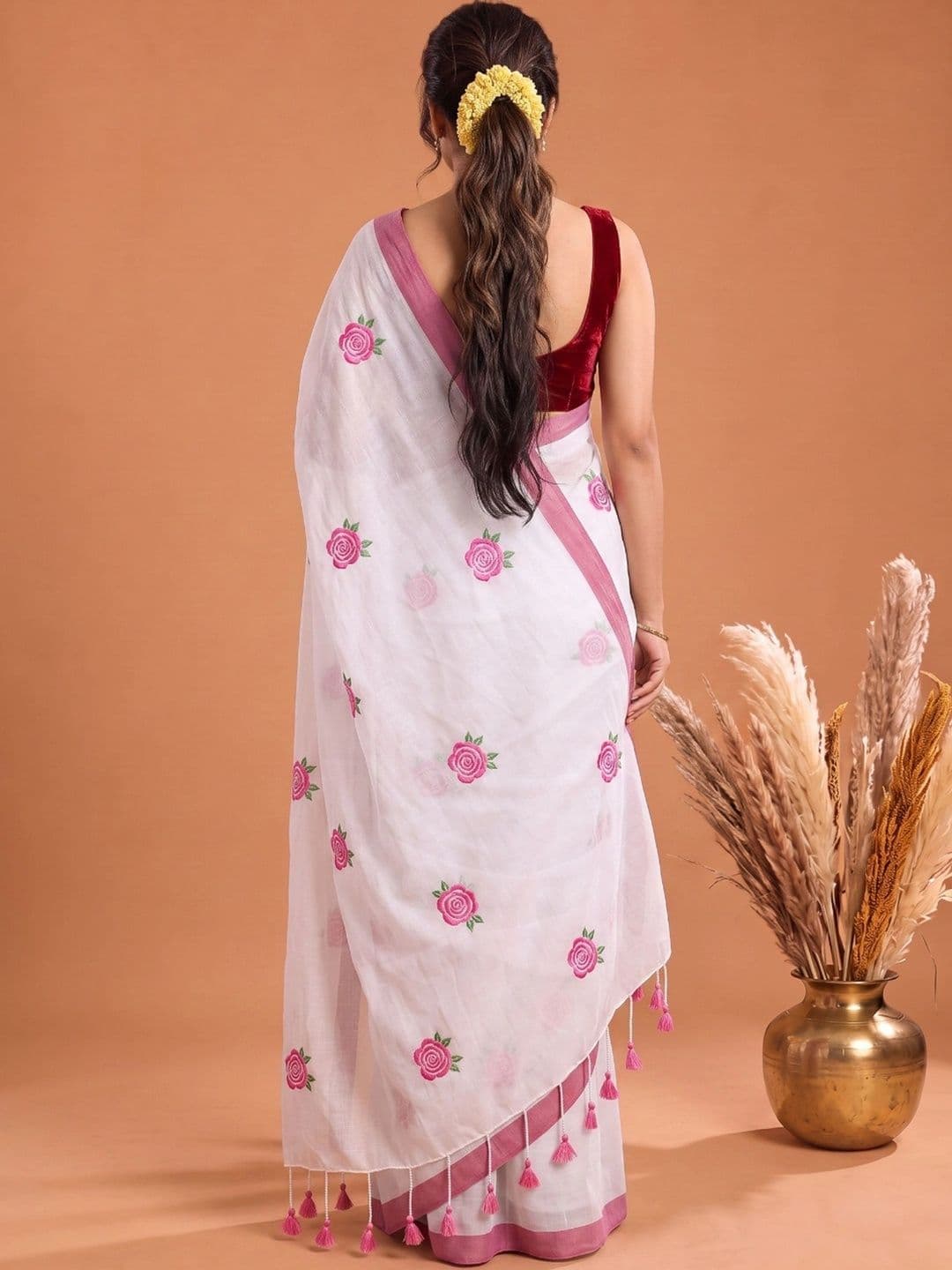 KALINI Floral Embroidered Pure Cotton Saree thumbnail 3