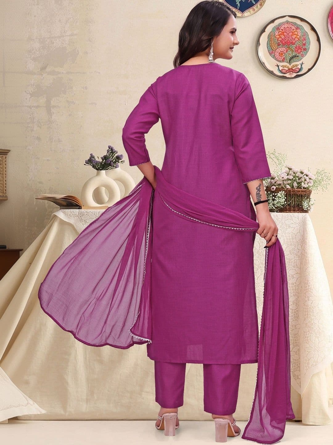 JOGAN Women Embroidered Regular Thread Work Kurta with Trousers & With Dupatta thumbnail 6