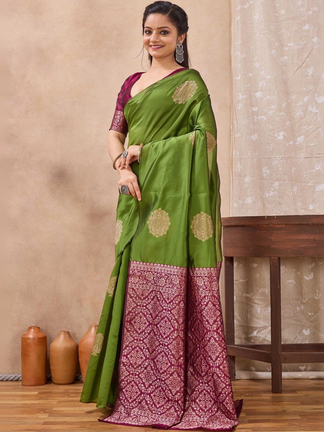 FIXAL FASHION Zari Art Silk Saree thumbnail 2