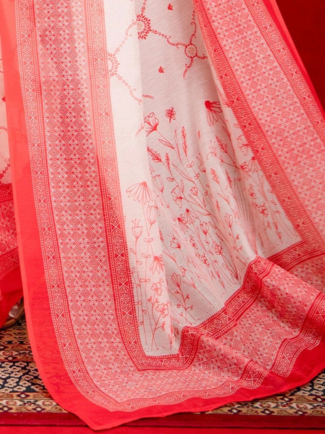 Satrani Women Woven Silk Printed Zari Border Saree With Blouse Piece thumbnail 4