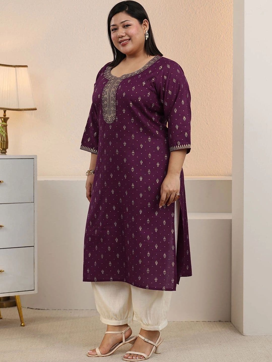 EXTRA LOVE BY LIBAS Women Ethnic Motifs Embroidered Thread Work Kurta thumbnail 3