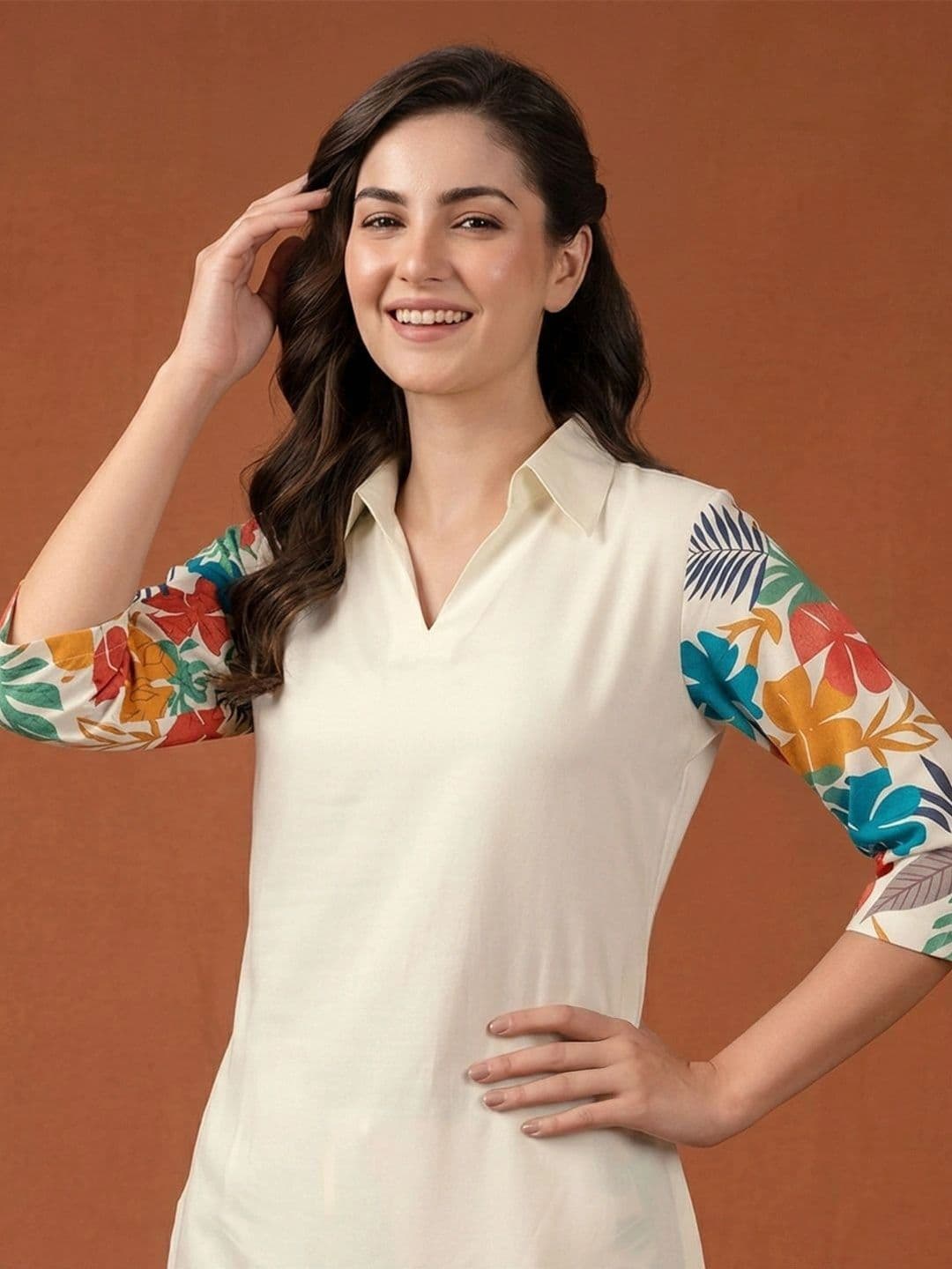 SAINOOR Women Floral Printed Regular Kurti with Palazzos thumbnail 3