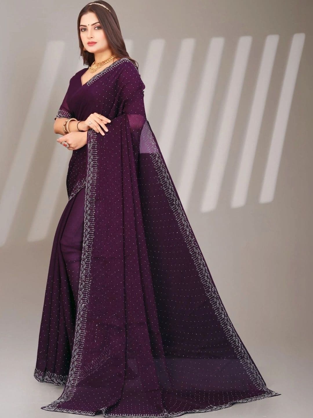Textile Mantra Embellished Poly Chiffon Saree thumbnail 4