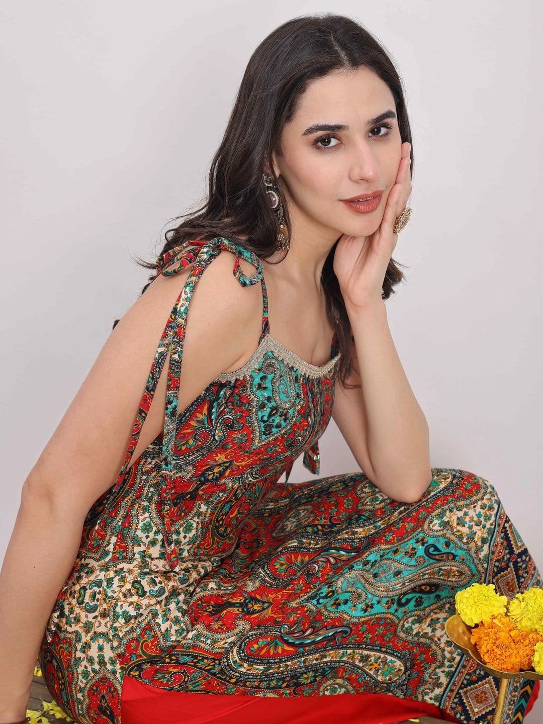 TextileNow Women Ethnic Motifs Printed Regular Kurta with Palazzos thumbnail 2