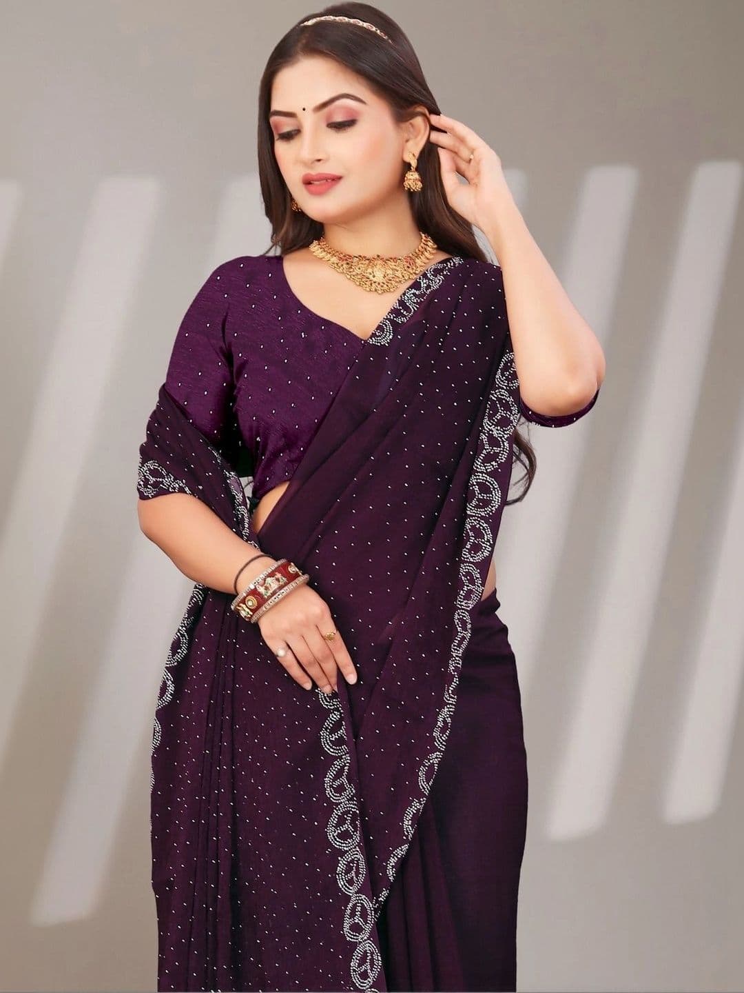 PRANU TRENDS Embellished Poly Chiffon Saree thumbnail 4