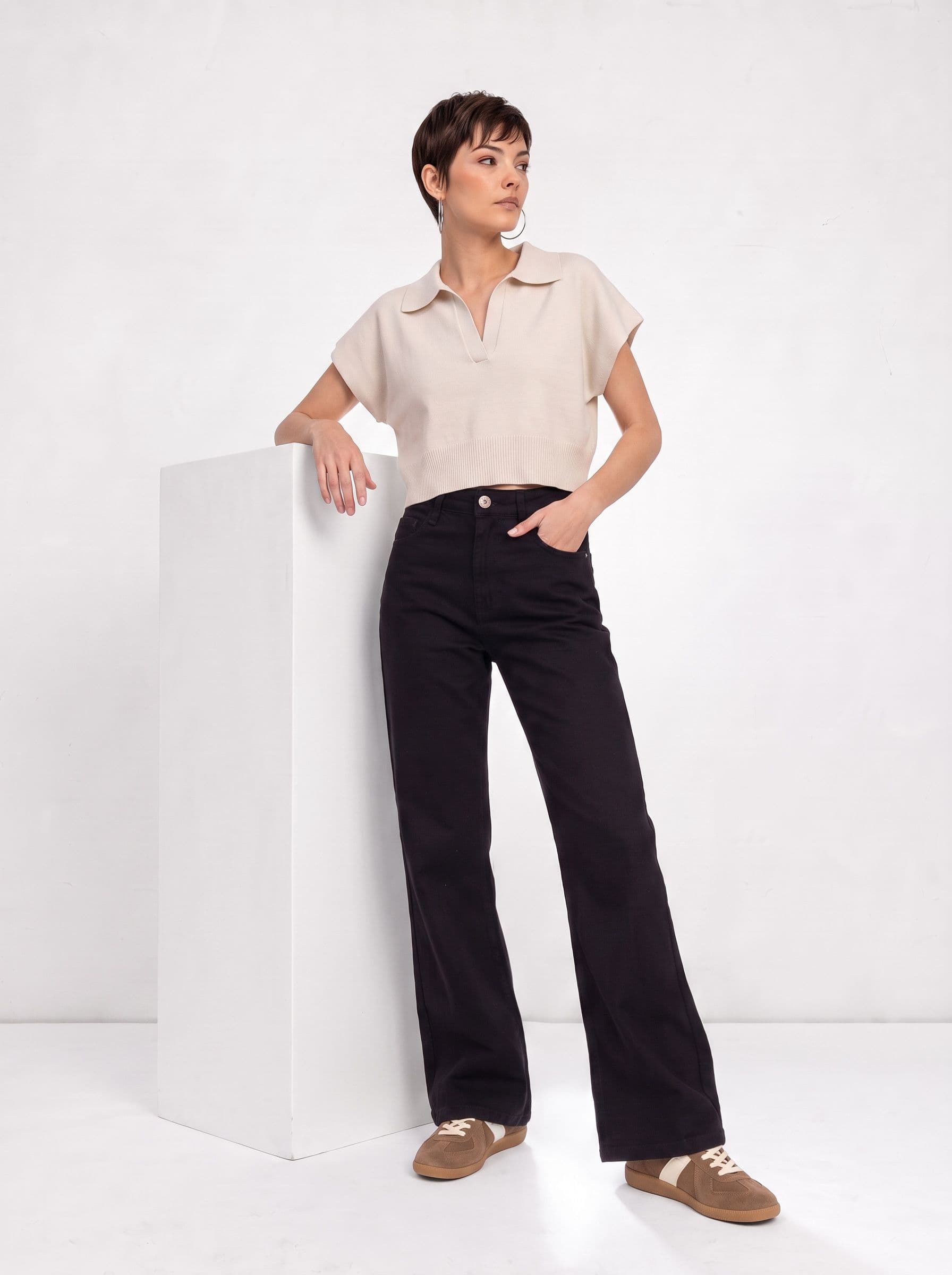 The Roadster Life Co. Women Wide Leg Mid-Rise Jeans thumbnail 3