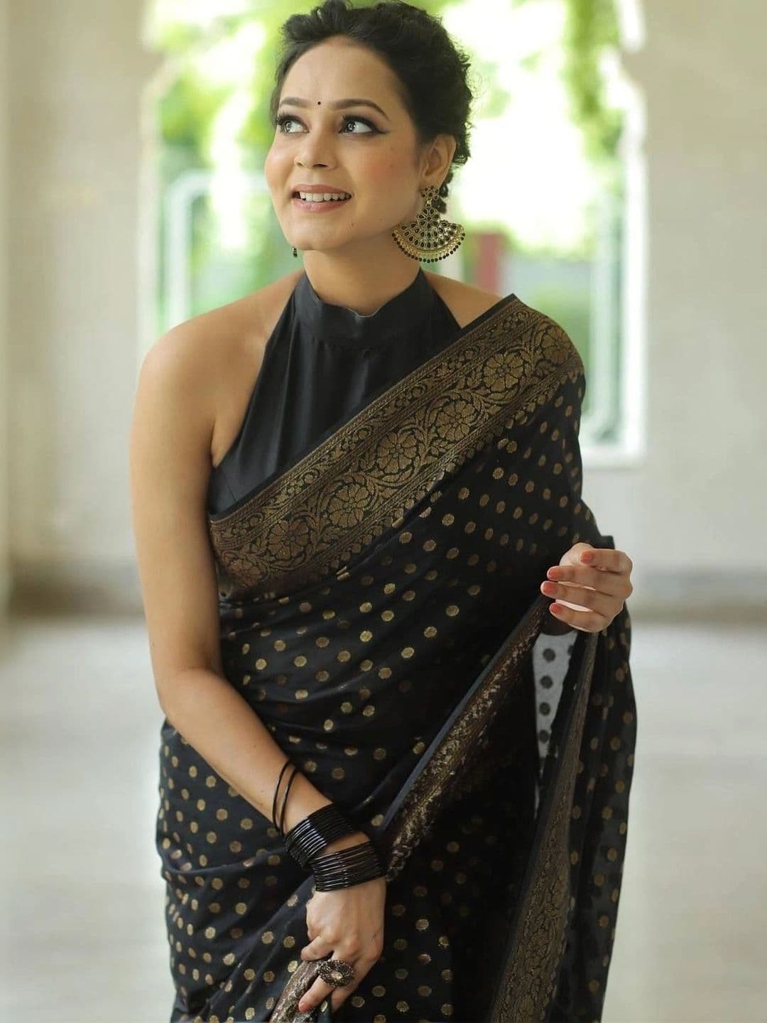 revika Woven Design Zari Art Silk Designer Kanjeevaram Saree thumbnail 2