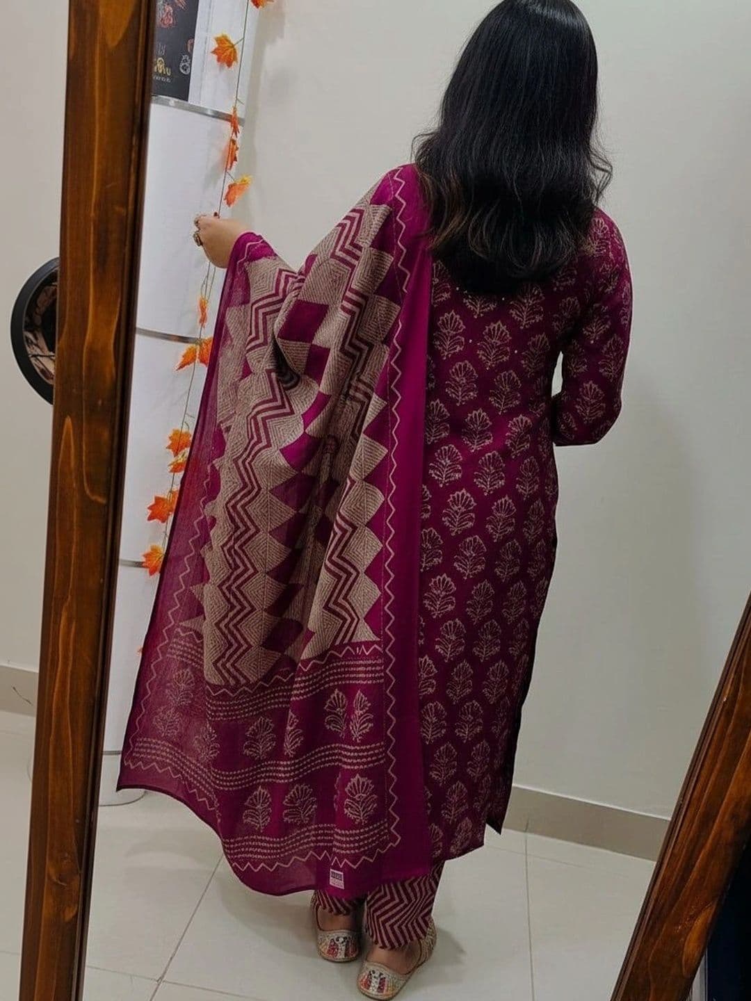 SRF KURTI HUB Women Ethnic Motifs Printed Regular Kurta with Trousers & With Dupatta thumbnail 6