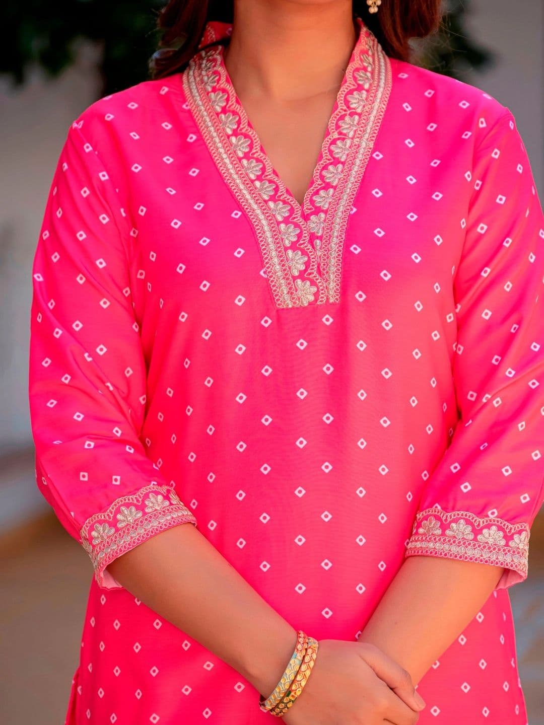 SRF KURTI HUB Women Ethnic Motifs Printed Regular Thread Work Kurta with Trousers & With Dupatta thumbnail 6
