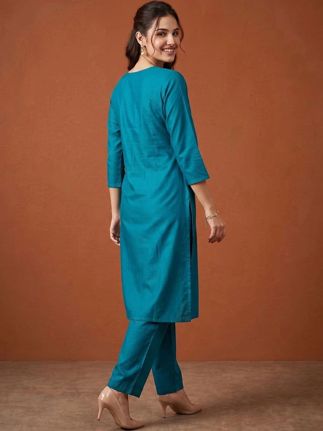 SAINOOR Women Ethnic Motifs Embroidered Regular Thread Work Kurta with Trousers & With Dupatta thumbnail 5