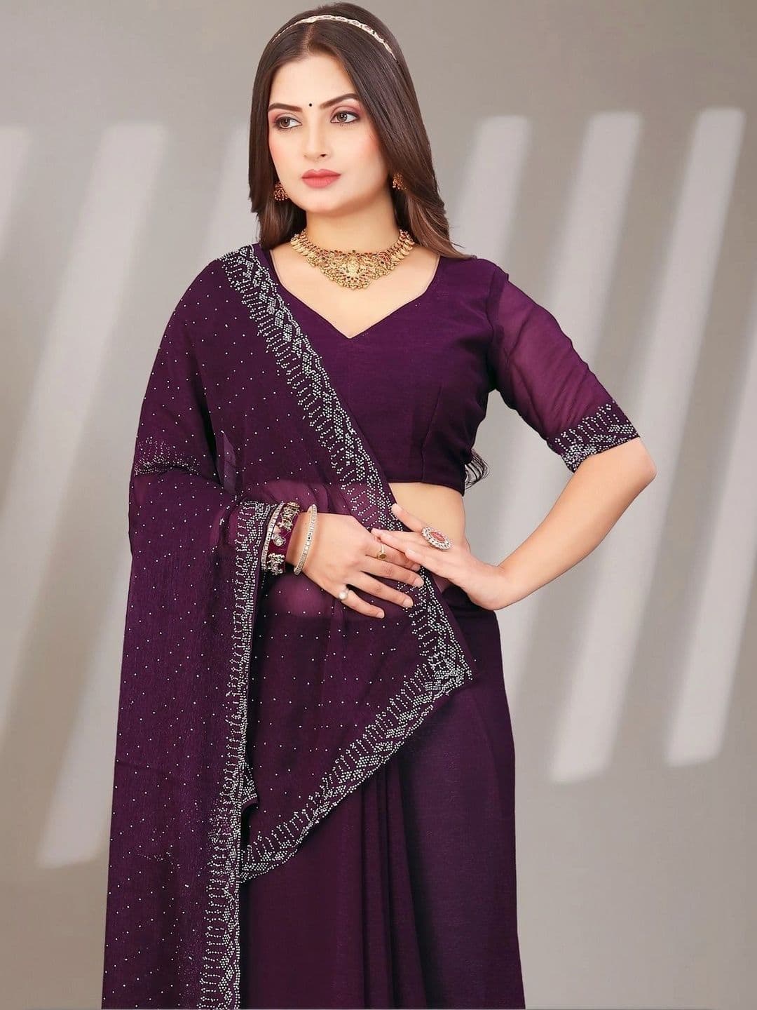 Fashion Mantra Embellished Poly Chiffon Saree thumbnail 2