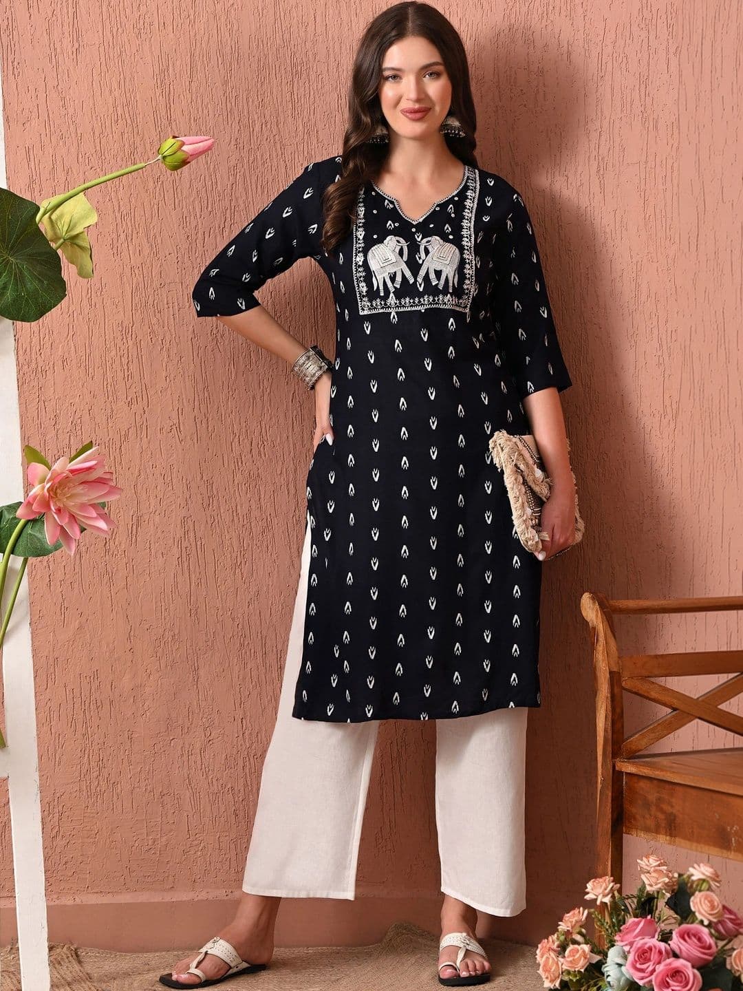 HERE&NOW Women Ethnic Motifs Embroidered Thread Work Kurta thumbnail 7