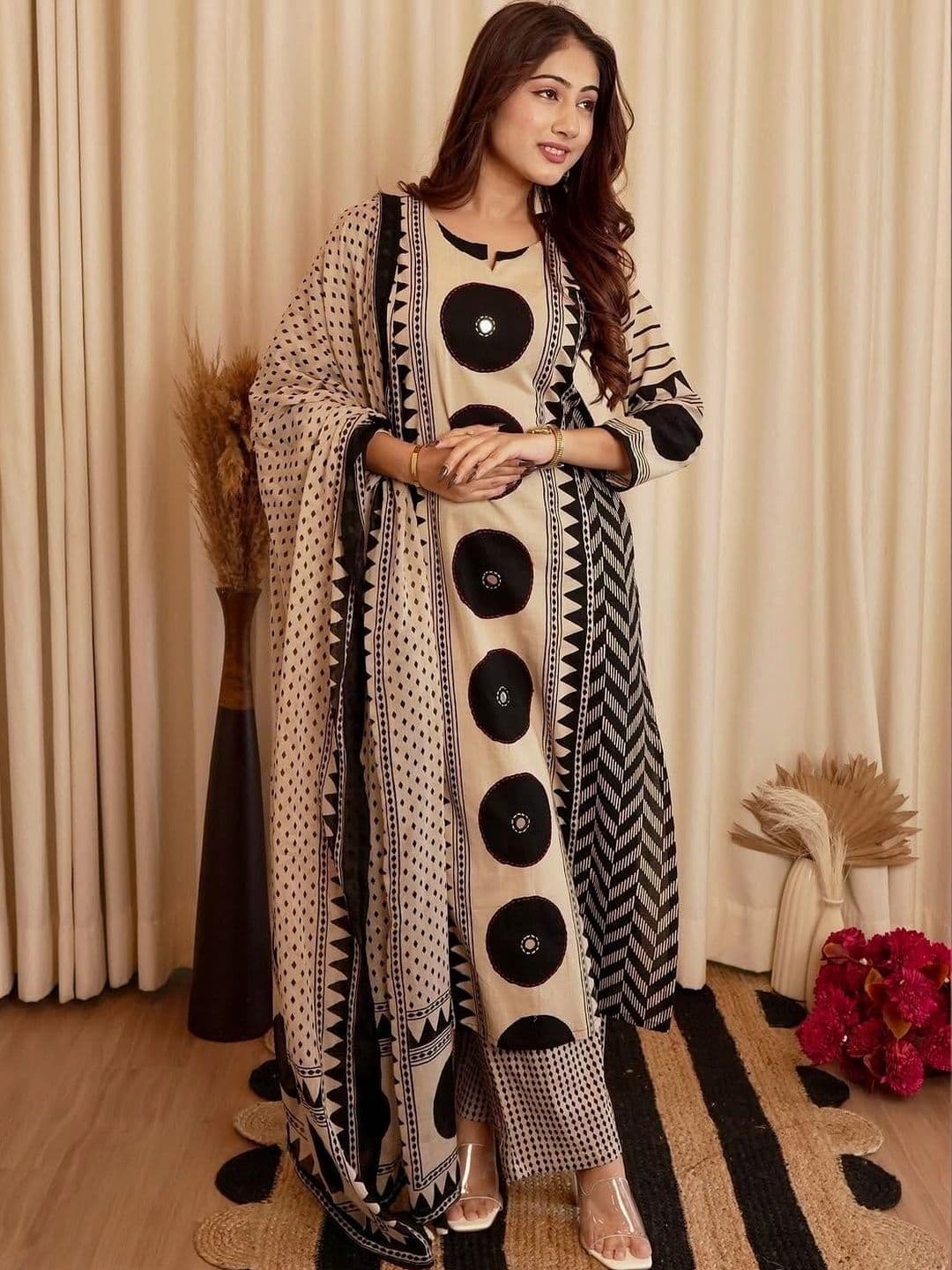 VASTRAPEDIA Women Ethnic Motifs Printed Regular Mirror Work Pure Cotton Kurta with Trousers & With Dupatta - view 1