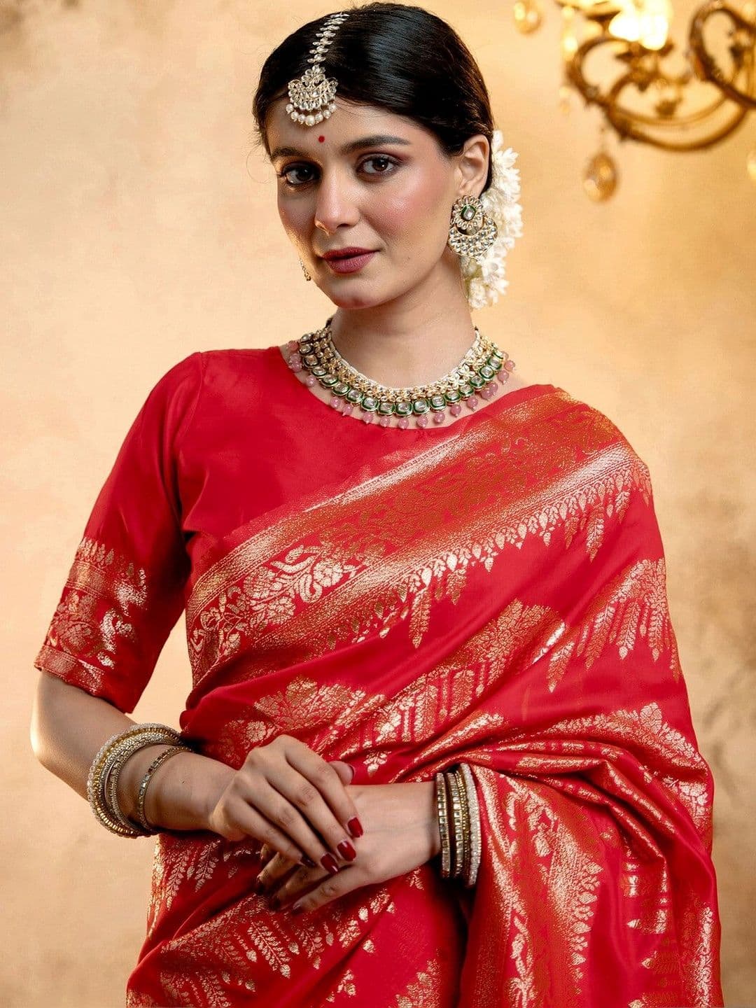 Satrani Women Woven Silk Banarasi Zari Border Saree With Blouse Piece thumbnail 5