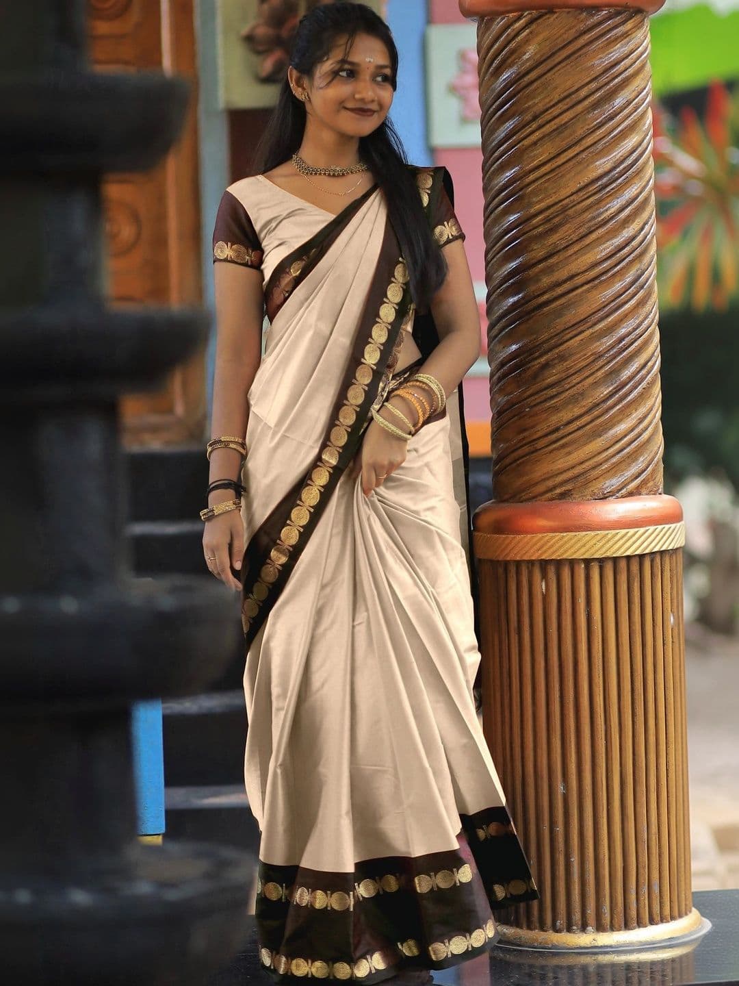 KALINI Woven Design Zari Designer Gadwal Saree - view 1