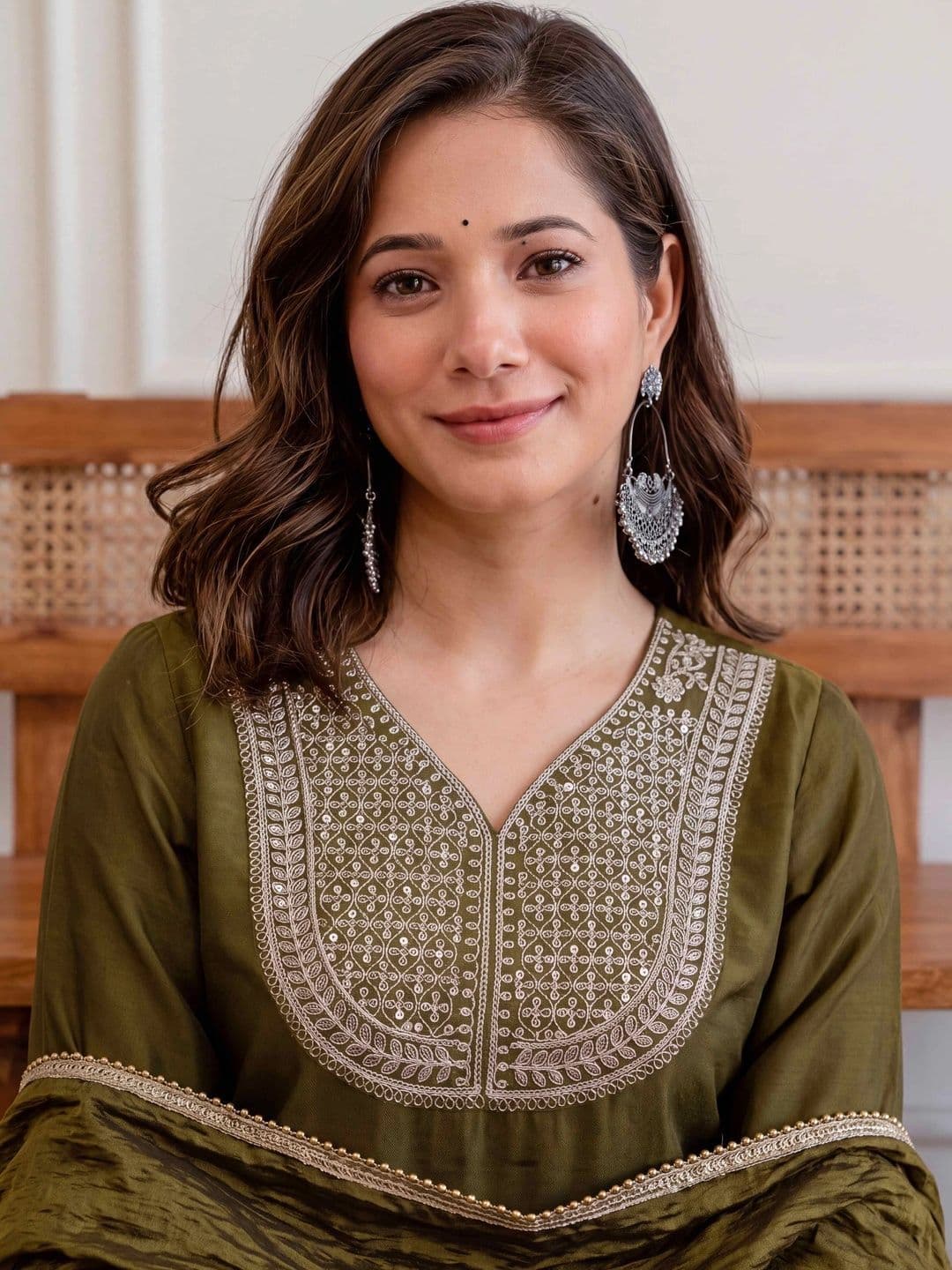Shree Ramkrishna Fab Women Ethnic Motifs Embroidered Regular Thread Work Kurta with Trousers & With Dupatta thumbnail 4