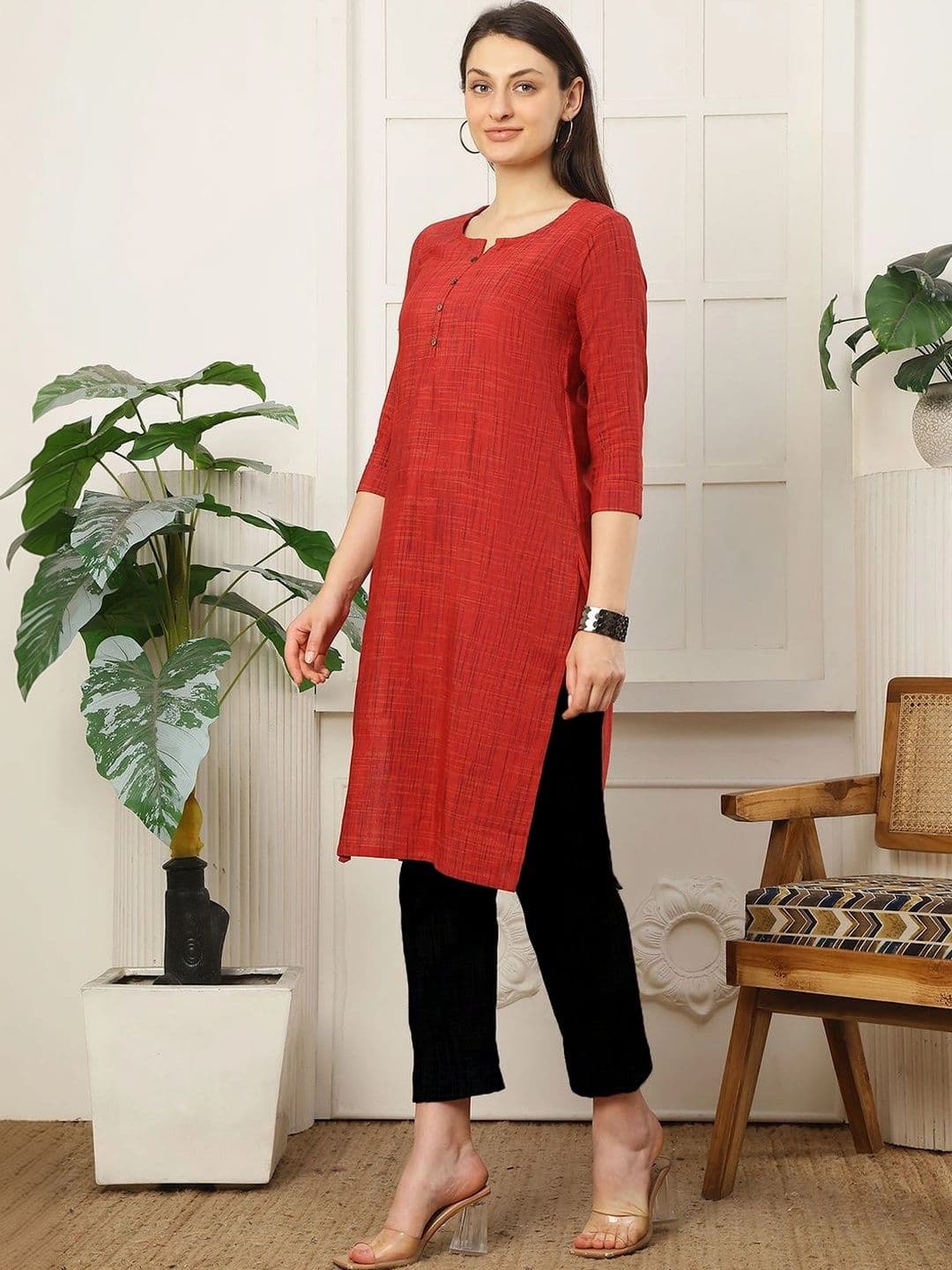 KALINI Women Kurta thumbnail 2