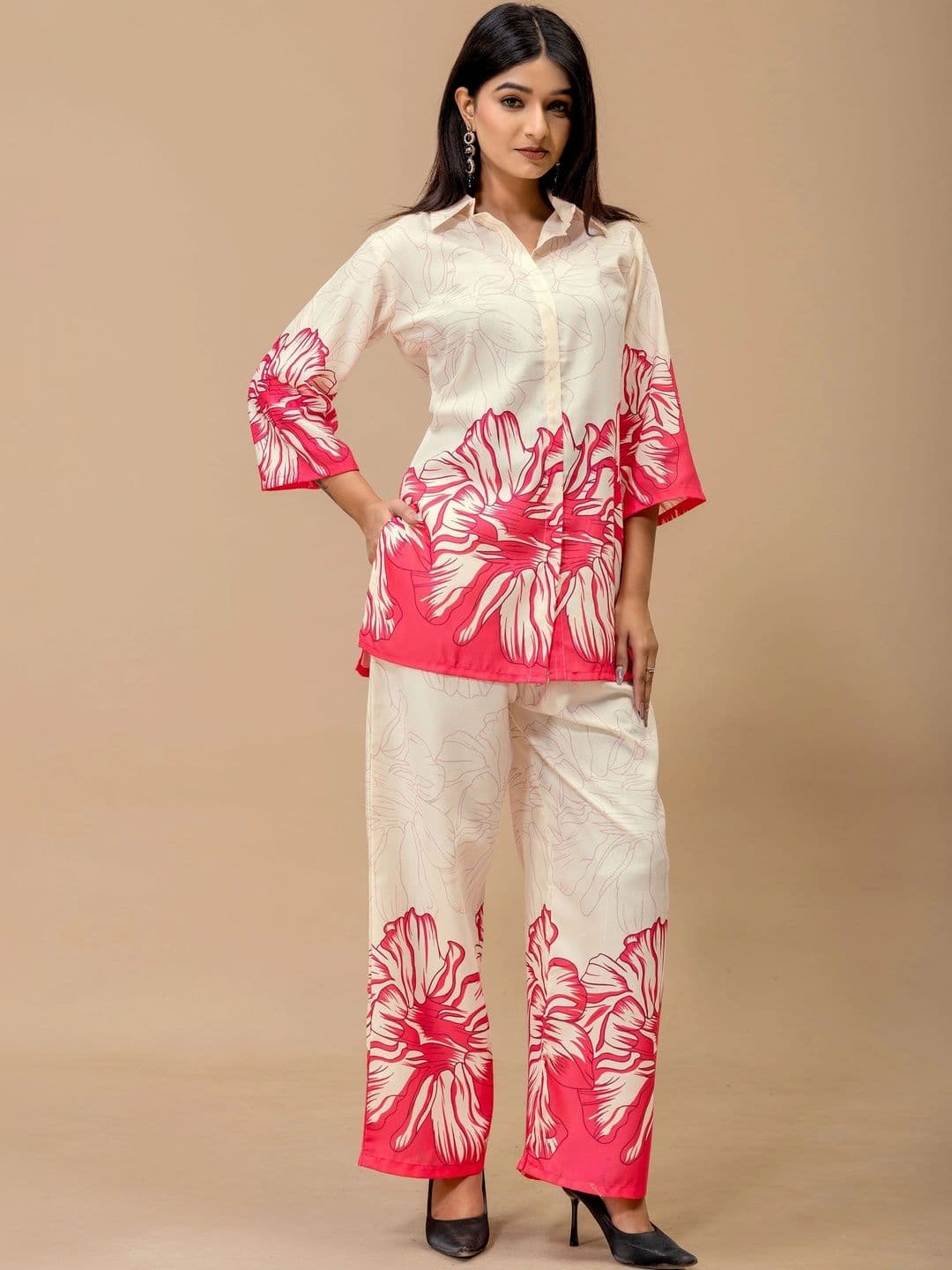 SAINOOR Women Floral Printed Regular Pure Cotton Kurta with Palazzos thumbnail 3