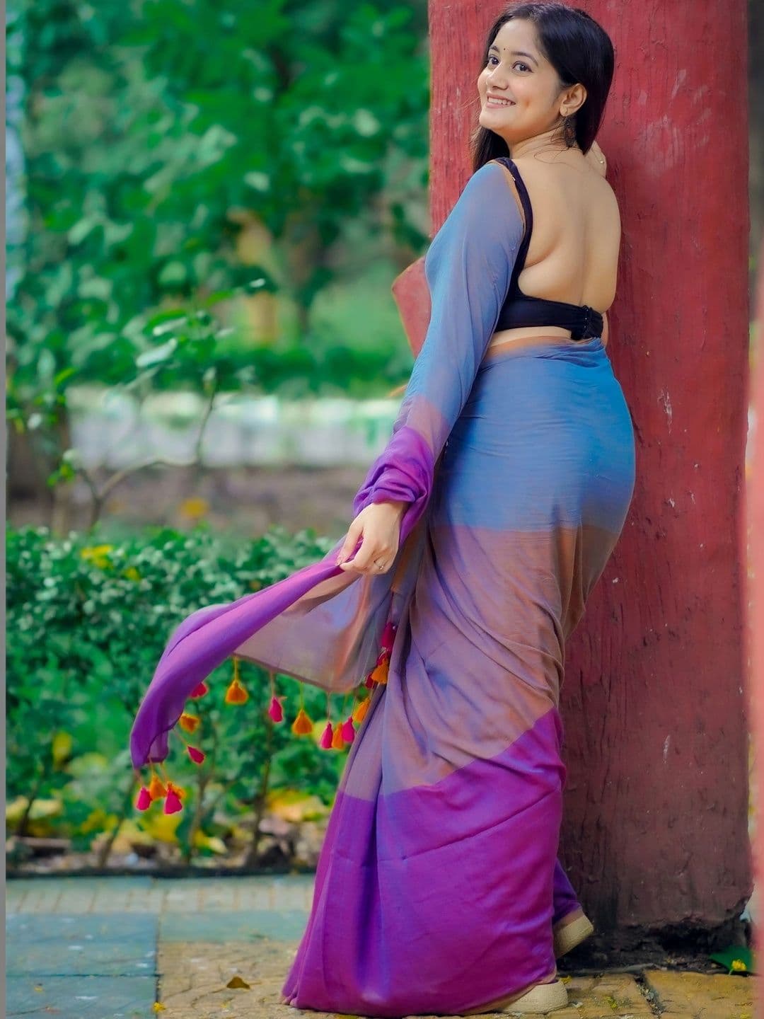 Mitera Ethnic Motifs Pure Cotton Saree thumbnail 2